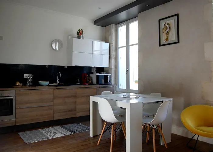 Centre - Meuble Tourisme Classe 3 Etoiles *